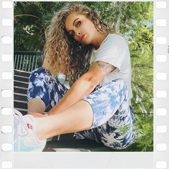 Meet your Posher, Maranda - Picture 1 of 3